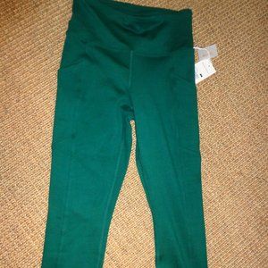 FIRM NWT Balance Collection Dry-wik Cropped Leggings Hunter Green S